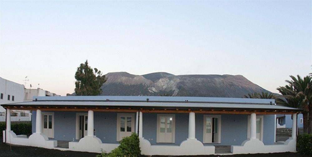 Residence I Pagghiari Bungalow Vulcano  Extérieur photo